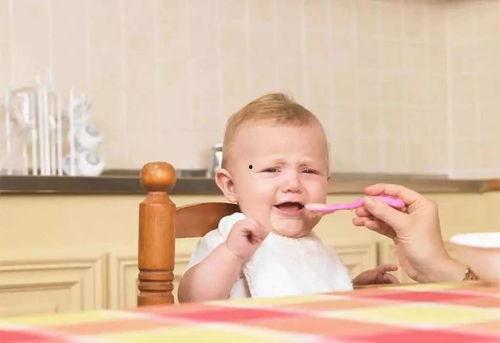 娱乐吃瓜酱喊男生宝宝,揭秘明星间的甜蜜互动